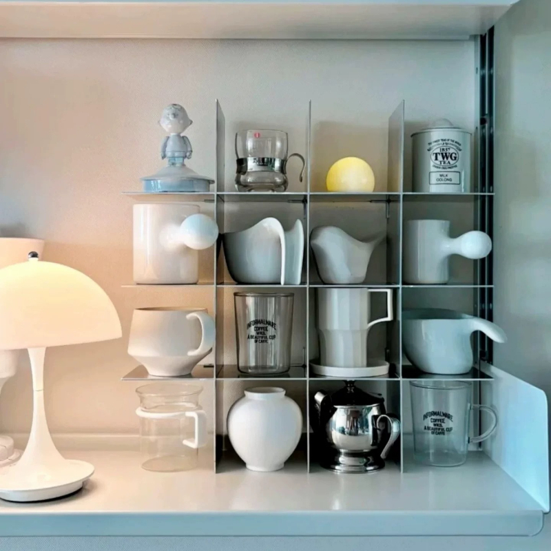 Minimalistisches Aluminium-Leg – Kitchen Appliances Shelves Bewertung und Preis